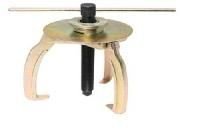 Съемник RF-6591012 трехзахватный многофункциональный 10-12" ROCKFORCE /1